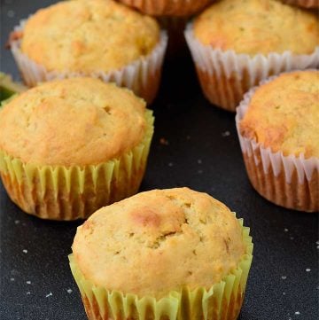 Receta fácil de muffins de plátano húmedos Receta fácil de muffins de plátano húmedos