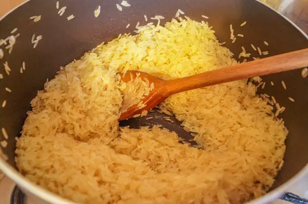 arroz frito nigeriano