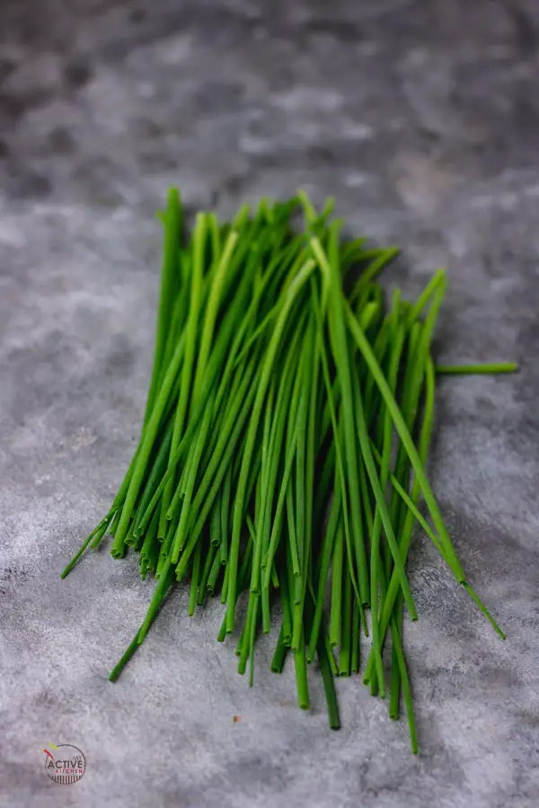 Dip de crema agria y cebollino