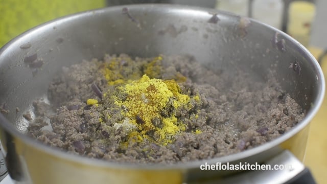 Pastel de carne de trigo simple (pastel de ternera)