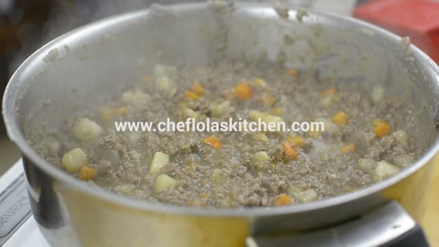 Pastel de carne de trigo simple (pastel de ternera)