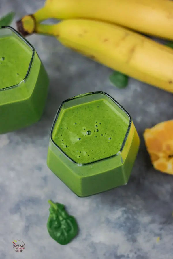 Batido sencillo de espinacas Batido sencillo de espinacas