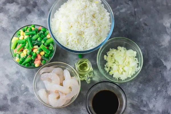 Arroz Frito Fácil Con Camarones