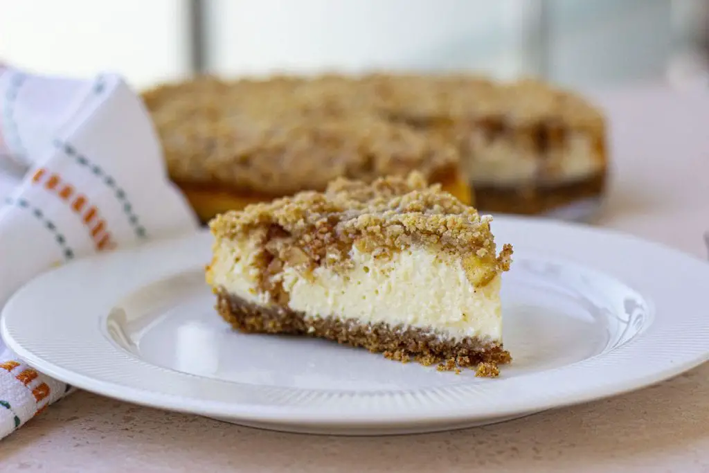 Receta de tarta de queso con crumble de manzana