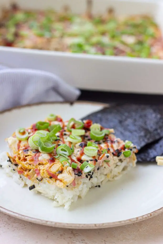 Receta fácil para hornear sushi (receta viral de sushi al horno en TikTok) Receta fácil para hornear sushi (receta viral de sushi al horno en TikTok)