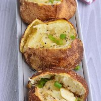 RECETA PERFECTA DE PATATAS PARA FREIDORA DE AIRE - PATATAS EN CHAQUETA