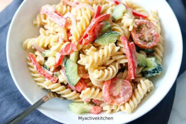 Ensalada de pasta fusilli Ensalada de pasta fusilli