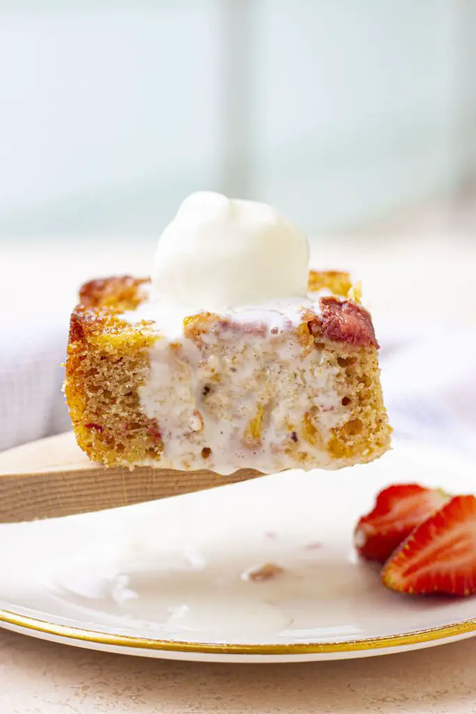 Receta fácil de zapatero de fresa y melocotón Receta fácil de zapatero de fresa y melocotón