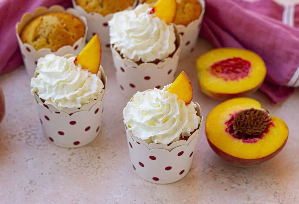 La mejor receta de cupcakes de durazno. La mejor receta de cupcakes de durazno.