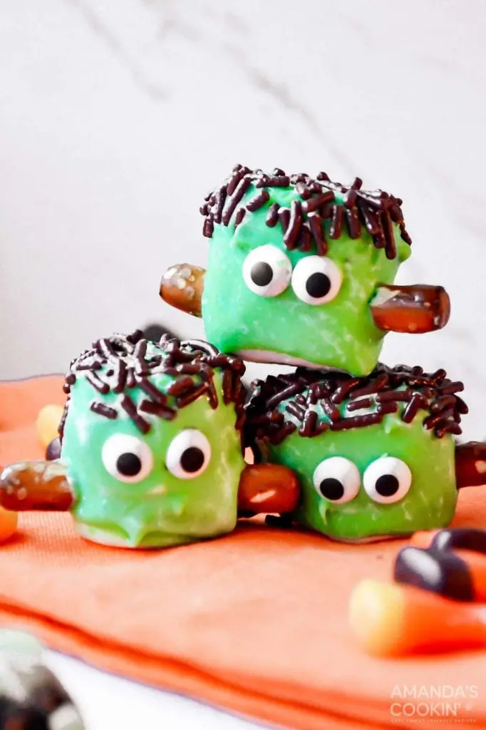 28 ideas de comida con temática de películas de Halloween para un festín monstruoso 28 ideas de comida con temática de películas de Halloween para un festín monstruoso