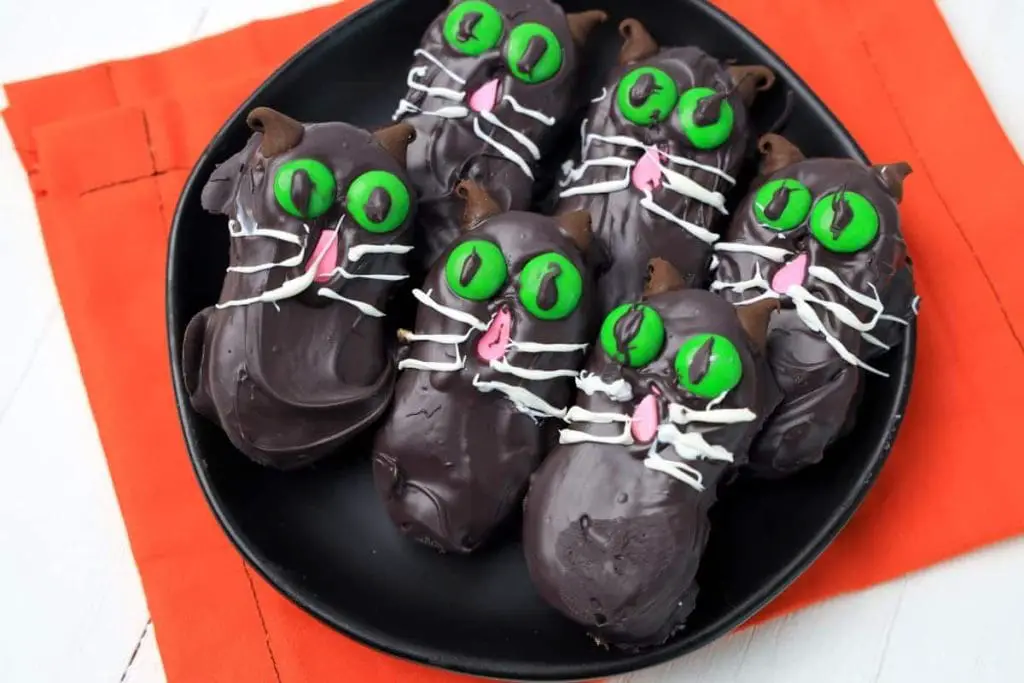 28 ideas de comida con temática de películas de Halloween para un festín monstruoso 28 ideas de comida con temática de películas de Halloween para un festín monstruoso