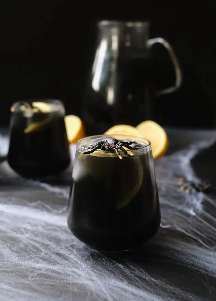 25 cócteles de Halloween que encantarán a tus invitados 25 cócteles de Halloween que encantarán a tus invitados