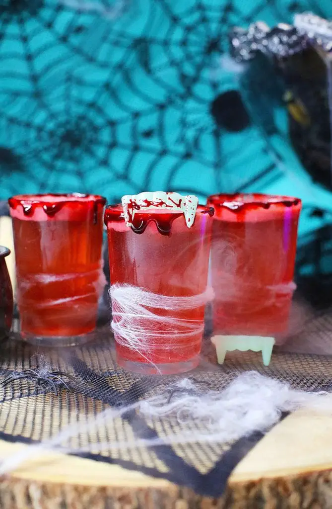 25 cócteles de Halloween que encantarán a tus invitados 25 cócteles de Halloween que encantarán a tus invitados