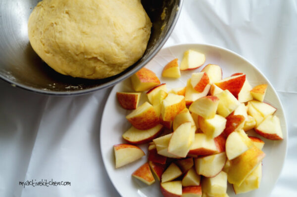 Tarta de mano de chocolate y manzana Tarta de mano de chocolate y manzana