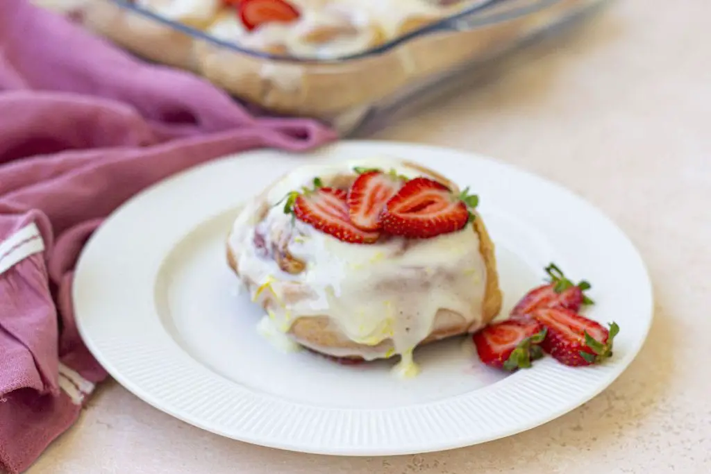 Receta de rollitos de fresa y canela