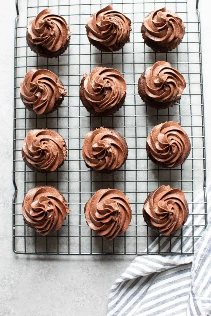 25 ideas de cupcakes para el regreso a clases que llevarán tu paladar de viaje