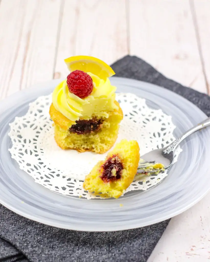 25 ideas de cupcakes para el regreso a clases que llevarán tu paladar de viaje 25 ideas de cupcakes para el regreso a clases que llevarán tu paladar de viaje