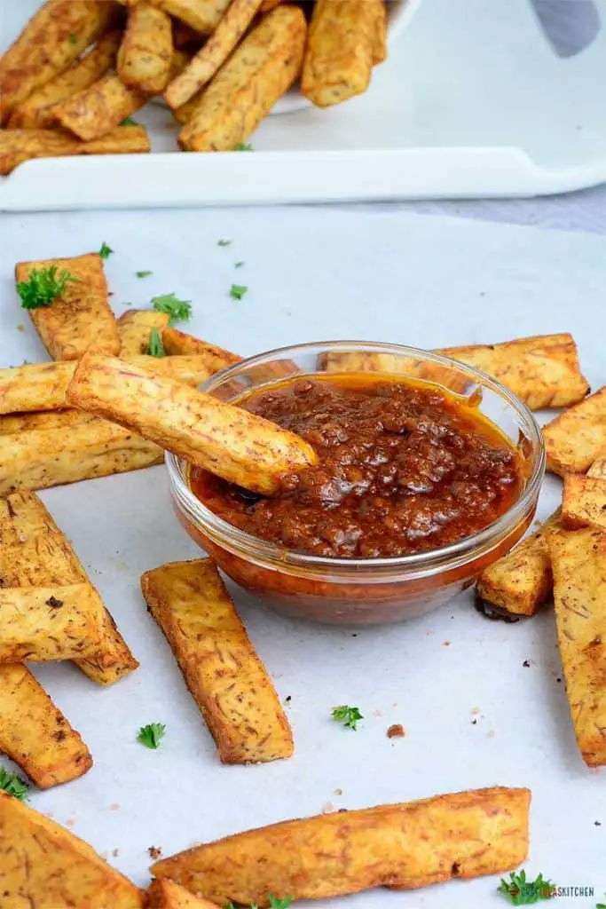 Papas fritas taro: horneadas y fritas