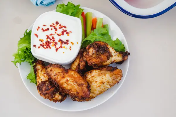 Alitas de pollo fáciles con 2 ingredientes Alitas de pollo fáciles con 2 ingredientes