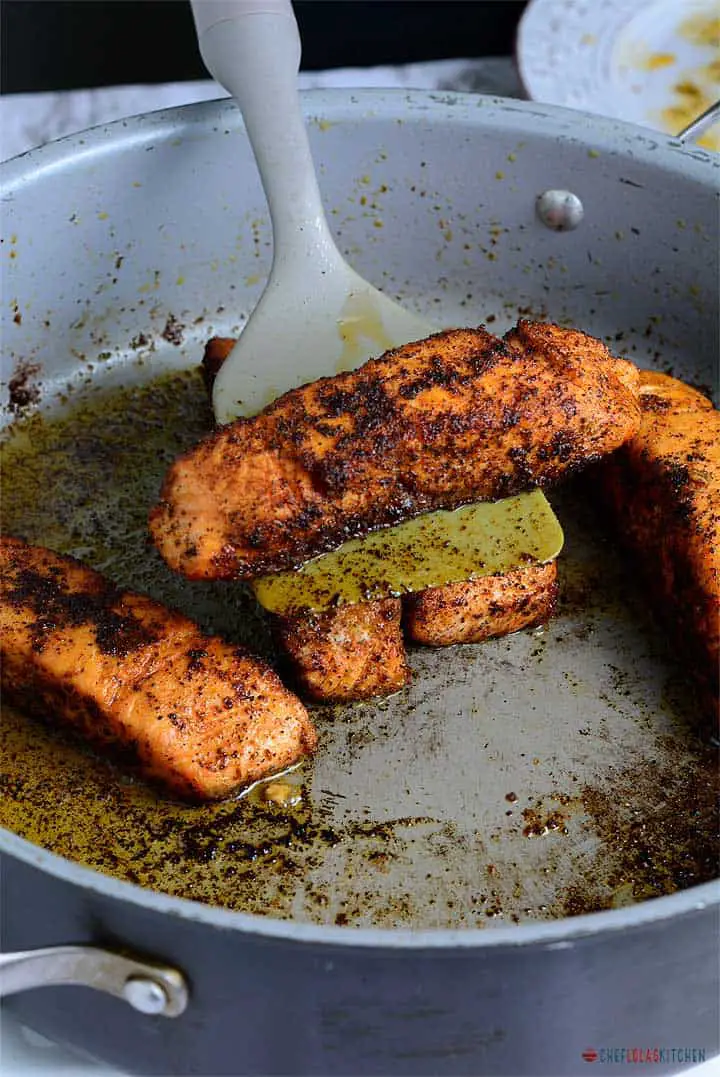 Receta sencilla de ensalada de salmón saludable