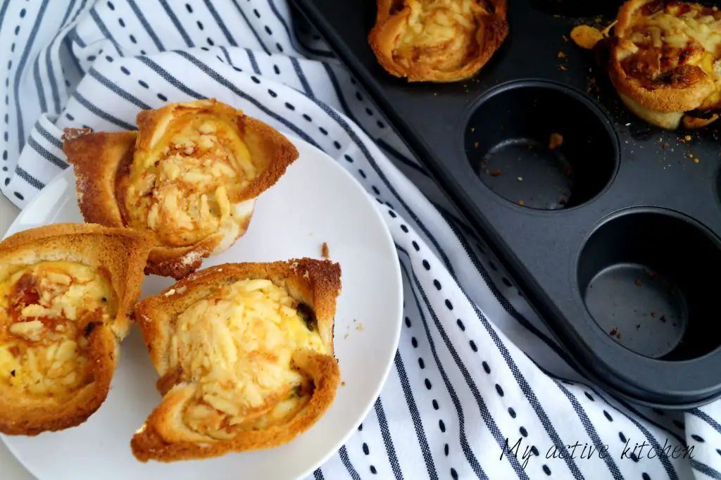 Huevo en tazas tostadas Huevo en tazas tostadas