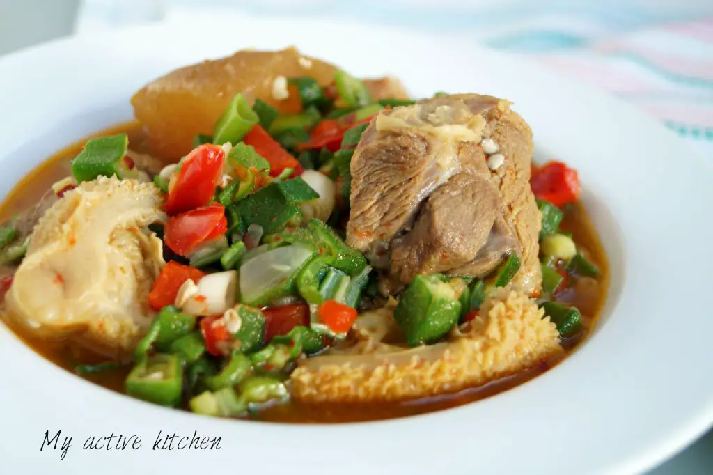 Estofado de okra del Sr. Monday