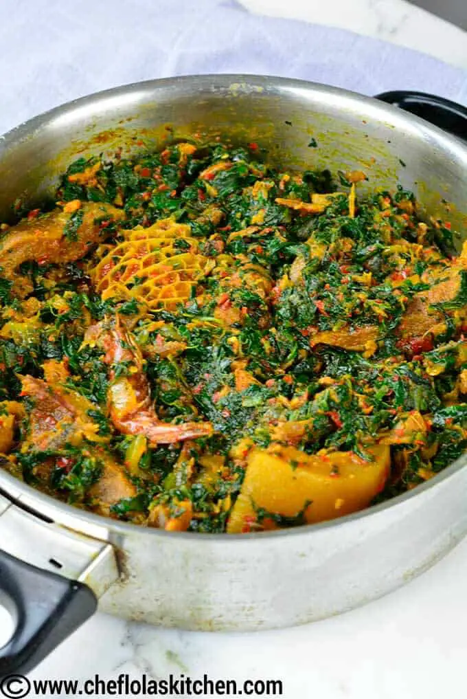 Guiso de espinacas (Efo Riro)