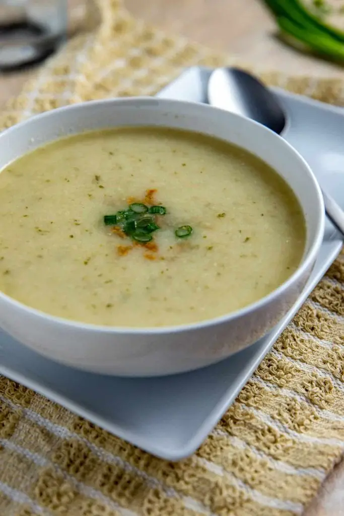 30 recetas de sopas de verano que demuestran que las sopas no son solo para el invierno 30 recetas de sopas de verano que demuestran que las sopas no son solo para el invierno