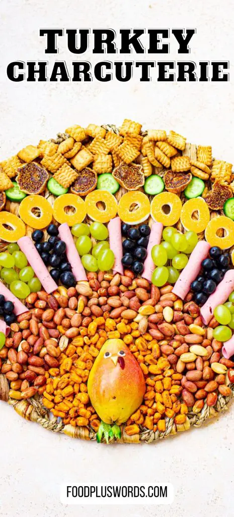 Tabla de embutidos de pavo de Acción de Gracias Tabla de embutidos de pavo de Acción de Gracias