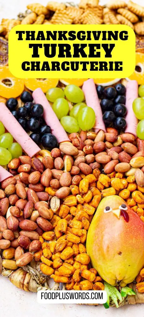 Tabla de embutidos de pavo de Acción de Gracias Tabla de embutidos de pavo de Acción de Gracias