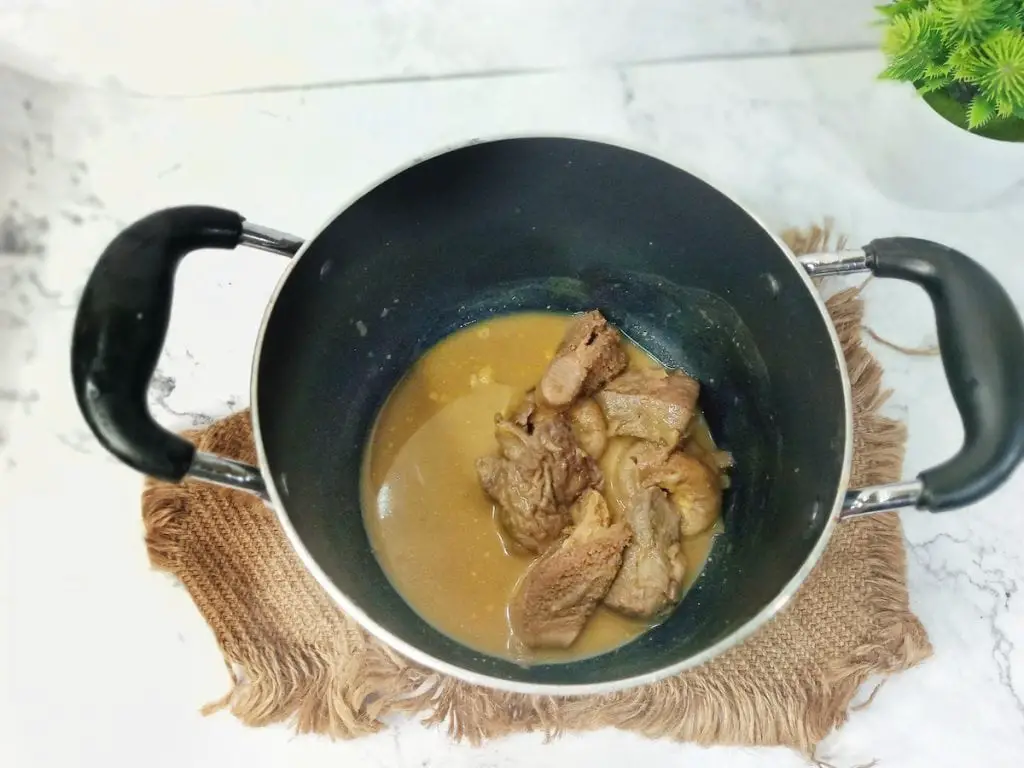 Sopa negra (sopa efirin nigeriana) Sopa negra (sopa efirin nigeriana)