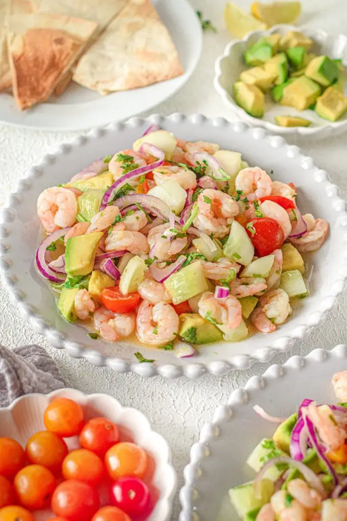 Ceviche peruano de camarones casero rápido y fácil