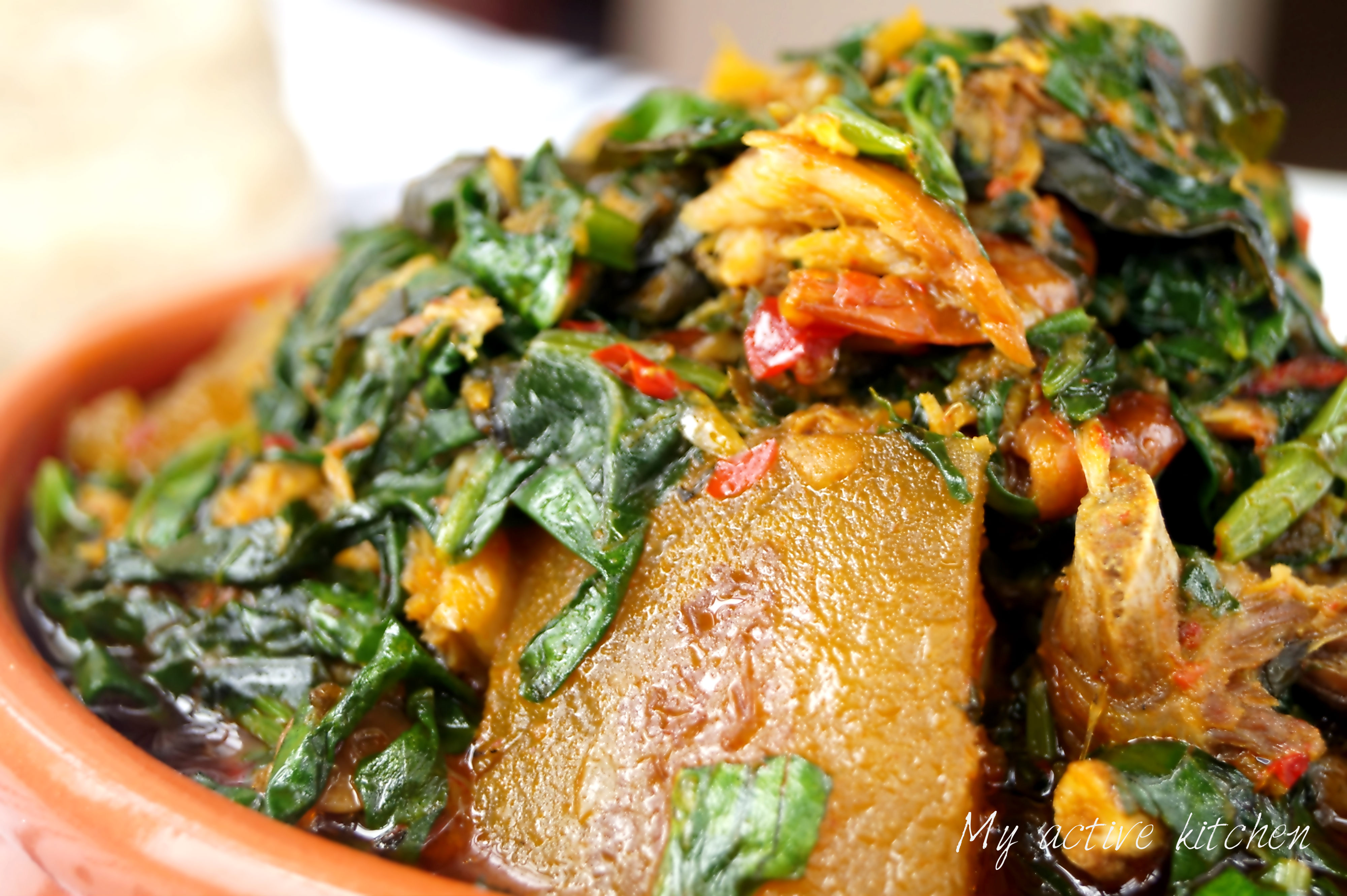 Estofado de espinacas nigeriano (Ace Efo Riro)