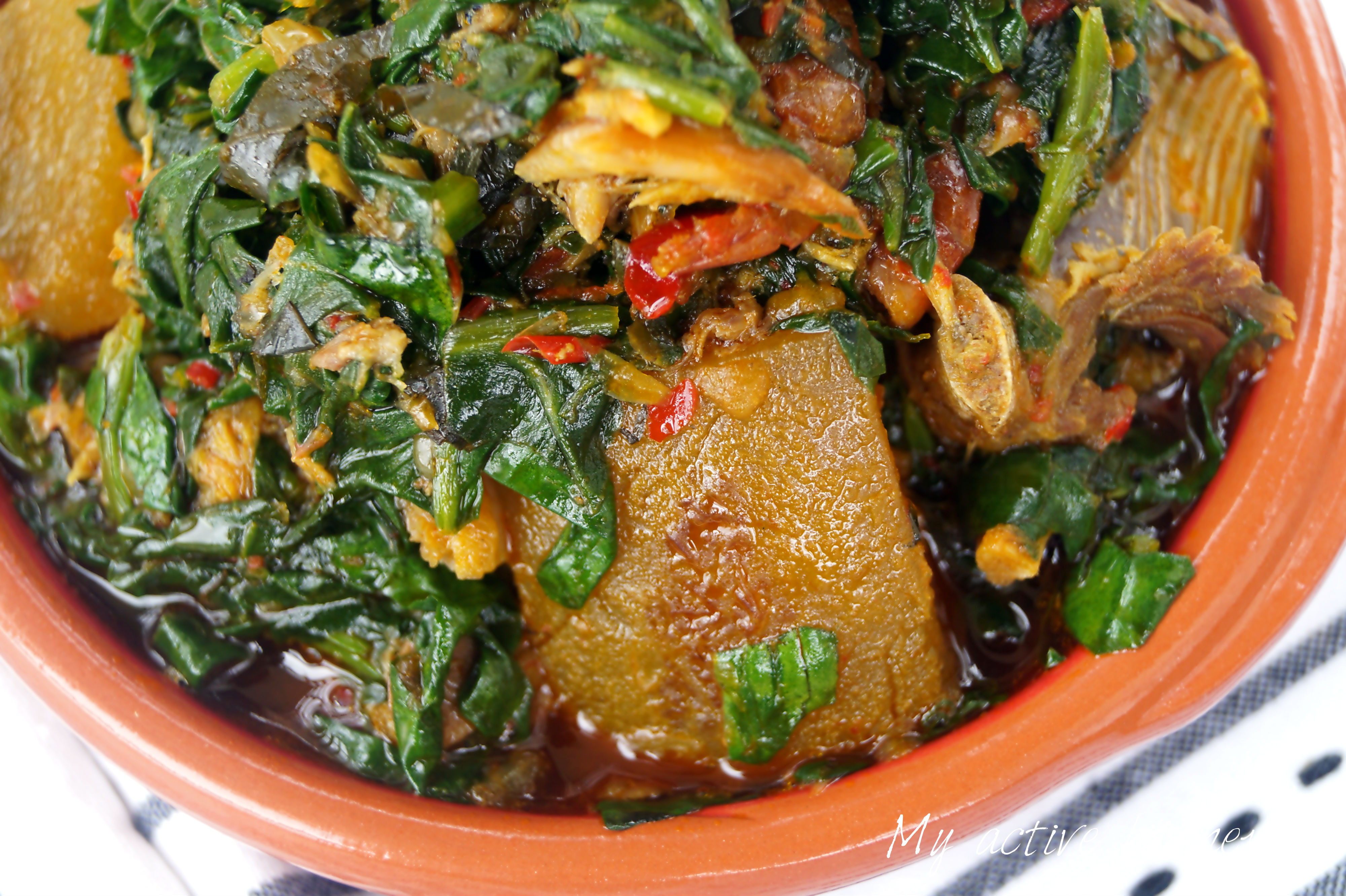 Estofado de espinacas nigeriano (Ace Efo Riro)