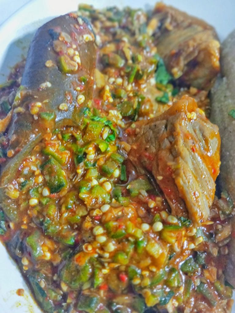 ¡Cómo hacer sopa de okra nigeriana (Ila-Alasepo) en 40 minutos!