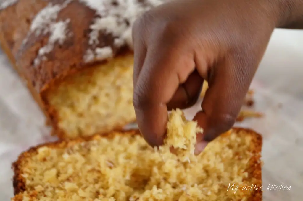 Pan de plátano y coco fácil