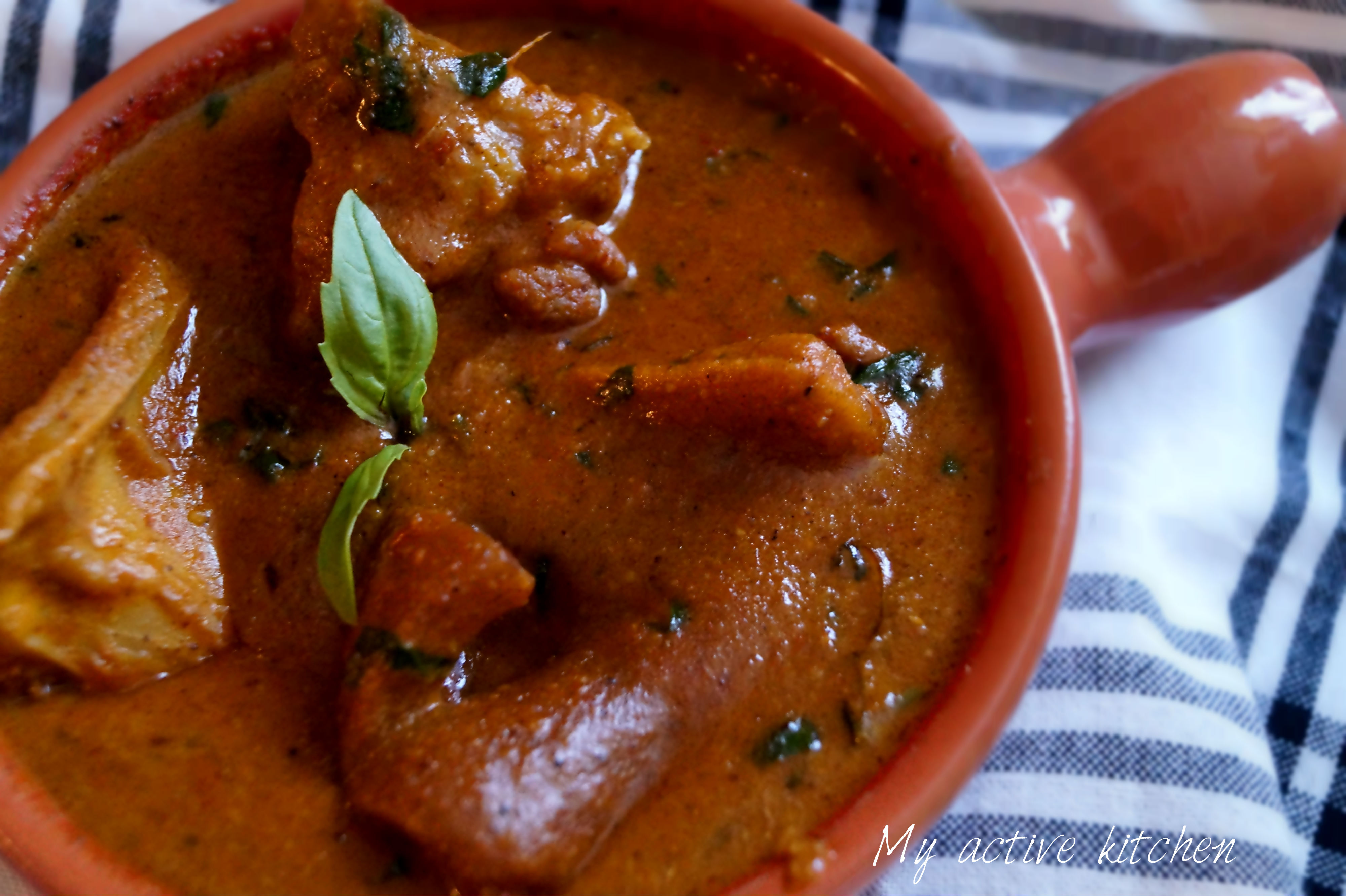 Sopa de maní (Omisagwe) Sopa de maní (Omisagwe)