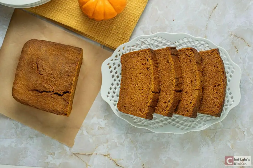 Pan de calabaza húmedo y delicioso