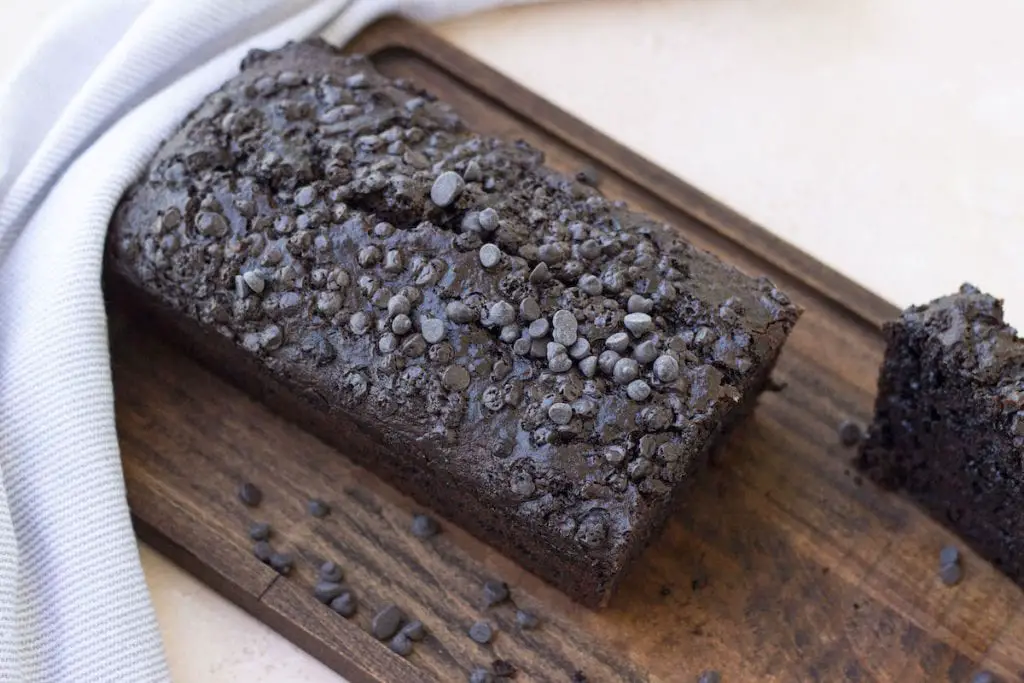 Receta definitiva de pan de plátano y doble chocolate