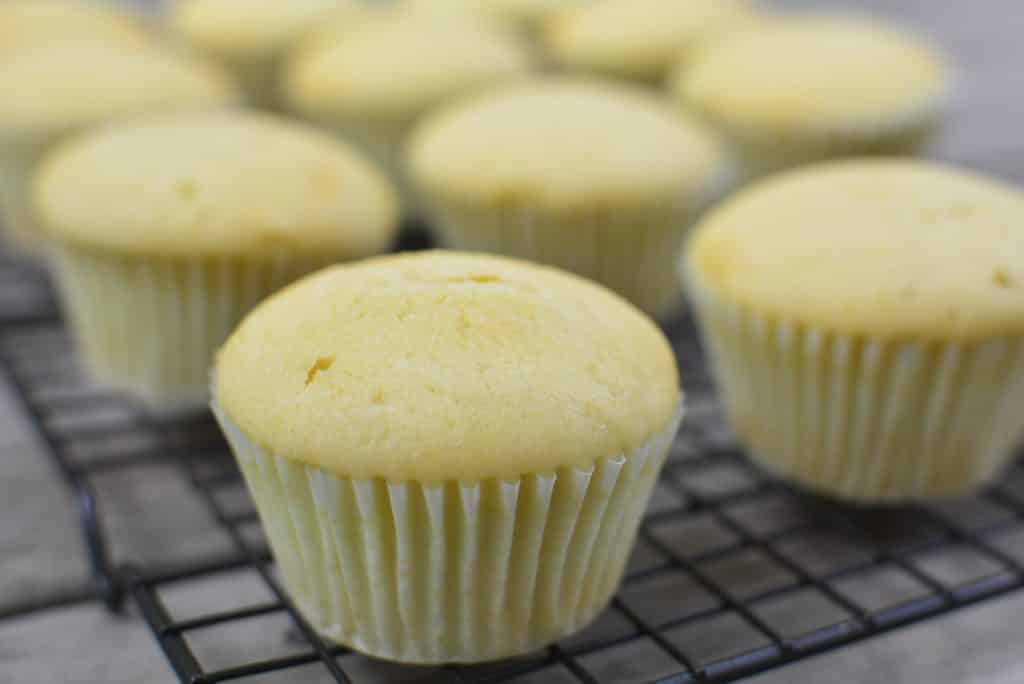 Receta fácil de cupcakes de vainilla desde cero