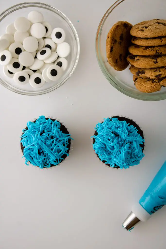 Cupcakes fáciles del monstruo de las galletas