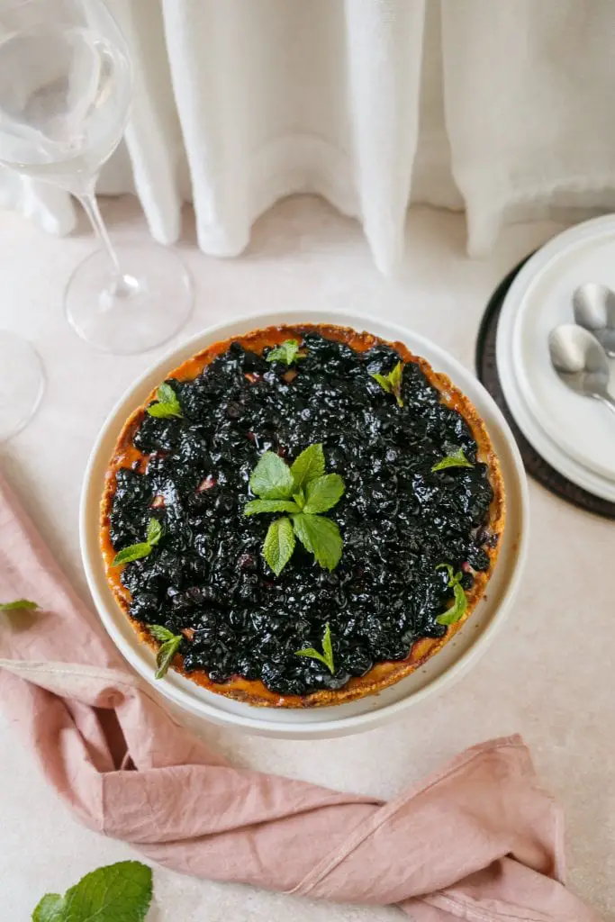 Receta de tarta de queso con limón y arándanos