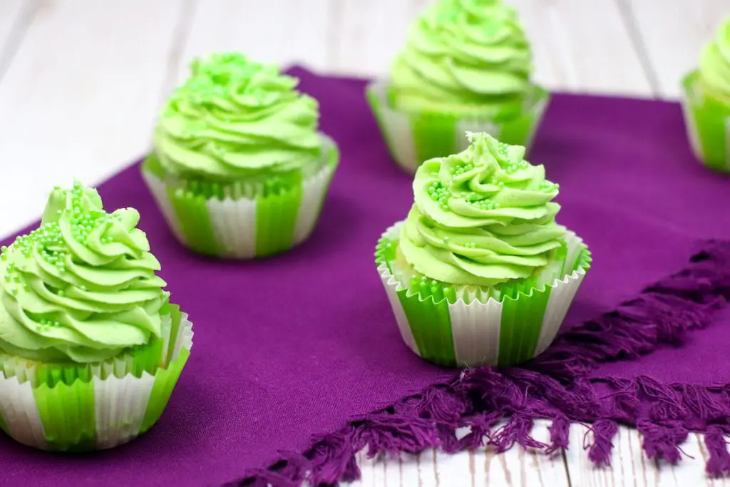 Receta fácil de cupcakes de refresco de lima y limón