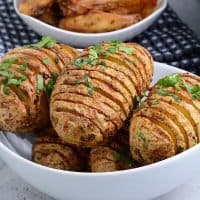 Patatas Hasselback perfectamente crujientes de la freidora de aire caliente Patatas Hasselback perfectamente crujientes de la freidora de aire caliente