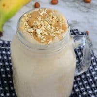 Batido de plátano y mantequilla de maní Batido de plátano y mantequilla de maní