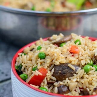 Arroz con champiñones salado y fácil Arroz con champiñones salado y fácil