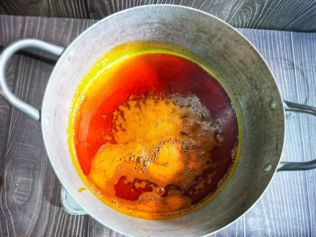 Cómo hacer Efo Riro (receta fácil de guiso de espinacas nigeriano) Cómo hacer Efo Riro (receta fácil de guiso de espinacas nigeriano)