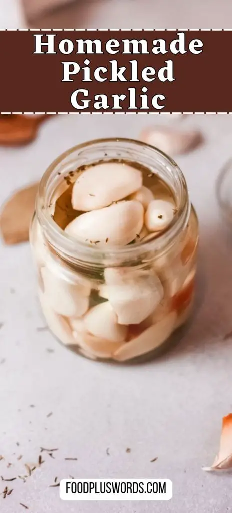 Delicioso ajo en escabeche francés