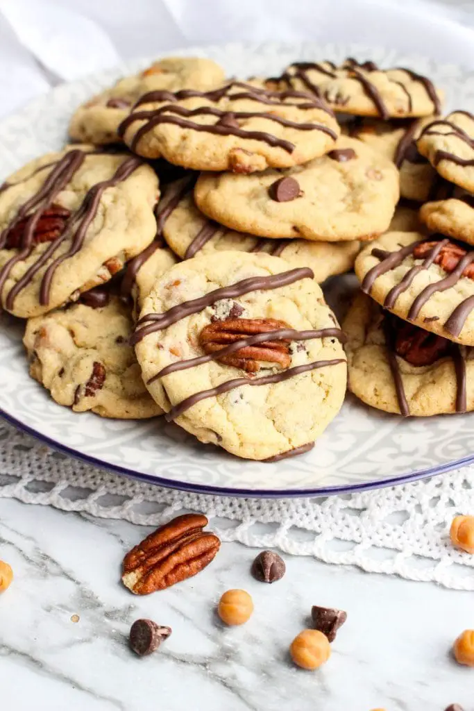 Receta de galletas con chispas de chocolate de tortuga, suaves, masticables y deliciosas