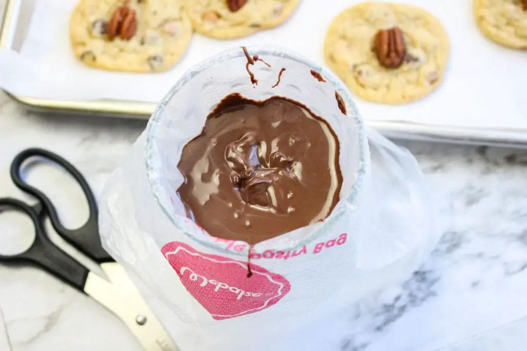Receta de galletas con chispas de chocolate de tortuga, suaves, masticables y deliciosas Receta de galletas con chispas de chocolate de tortuga, suaves, masticables y deliciosas